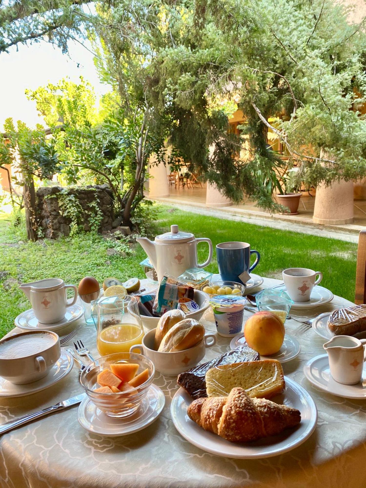 Hotel I Ginepri Quartucciu Eksteriør bilde