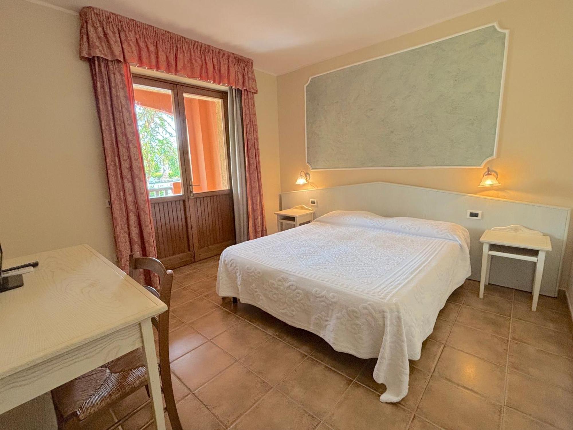 Hotel I Ginepri Quartucciu Eksteriør bilde